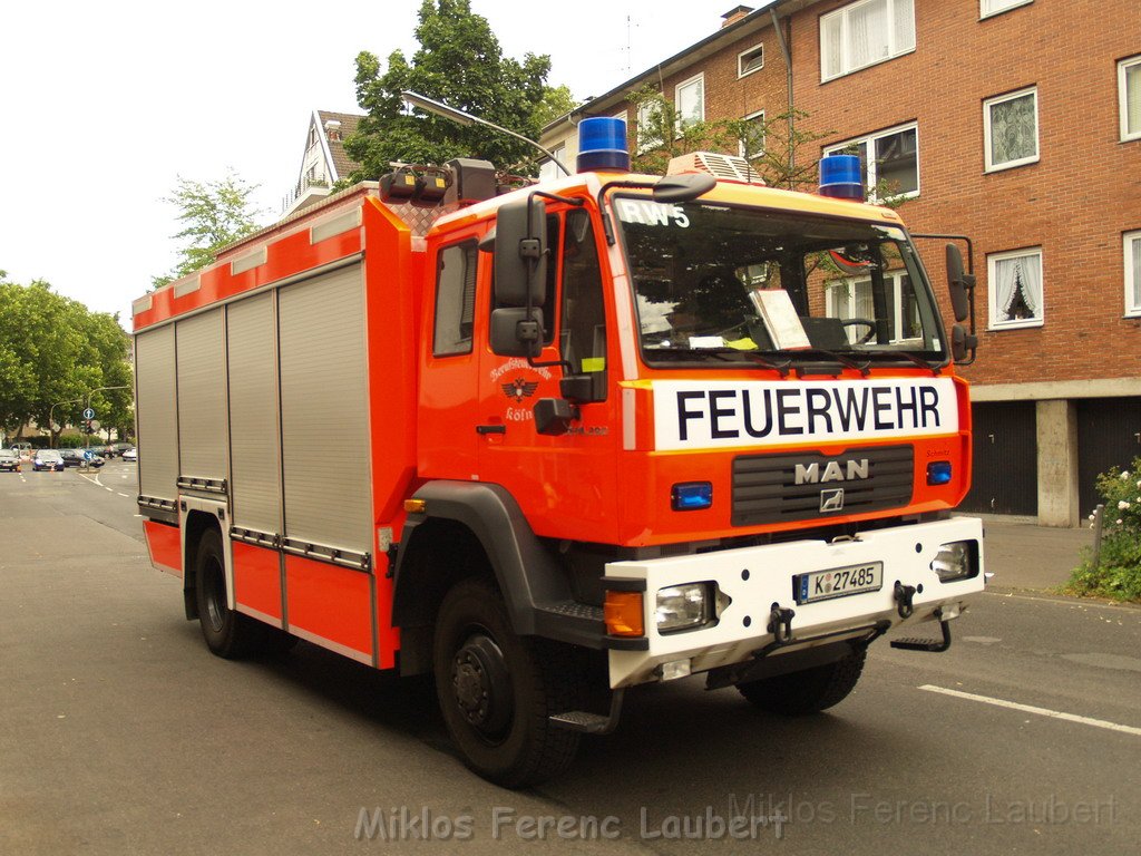 Feuer Koeln Lindenthal Bachemerstr P230.JPG
